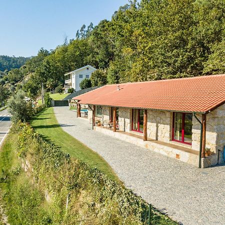 Assento Do Cavado By House And People Villa Valdosende Buitenkant foto